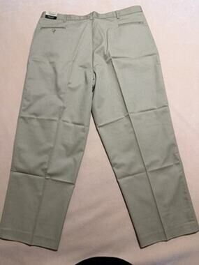 Edwards Men's Khaki Pants 44x30 NWT 2670-05 Business Casual